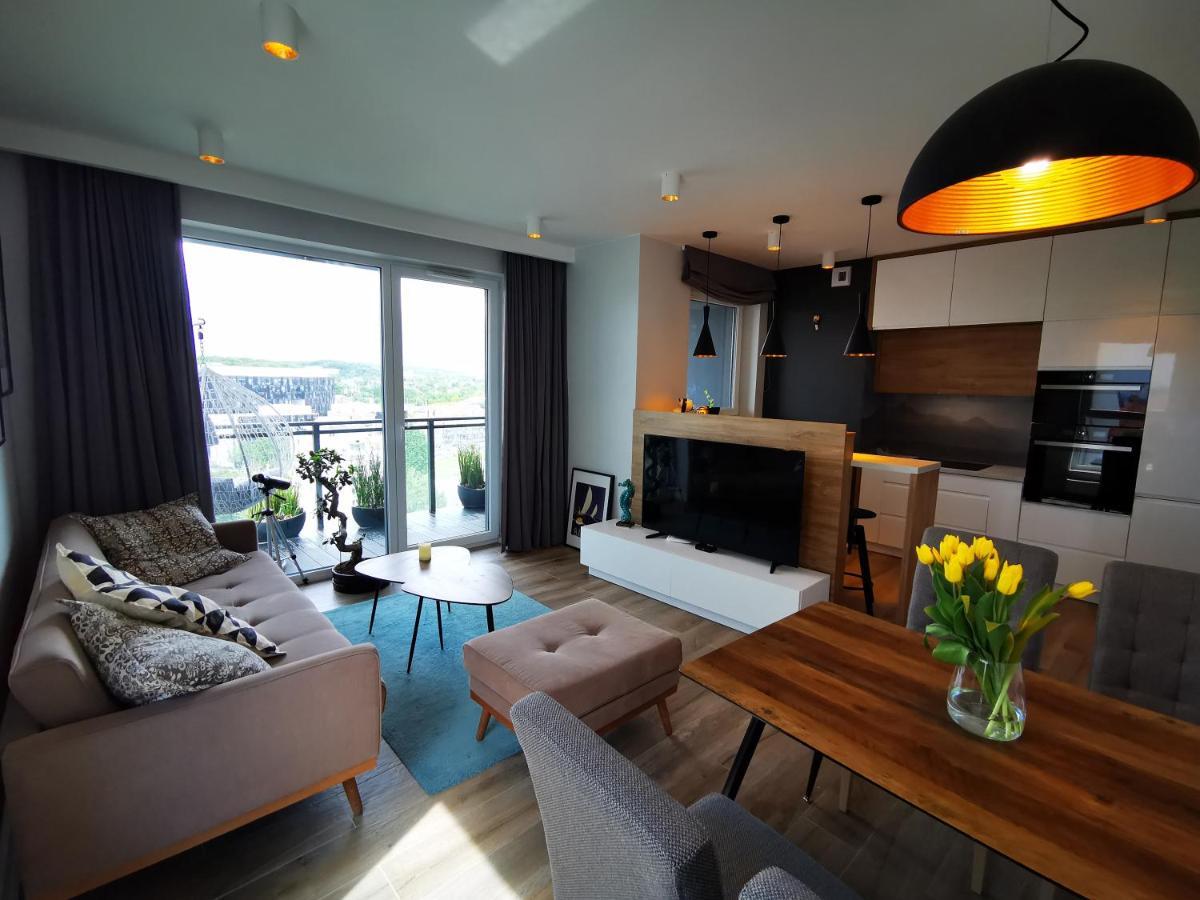 Walowa Tower Apartments กดัญสก์ ภายนอก รูปภาพ