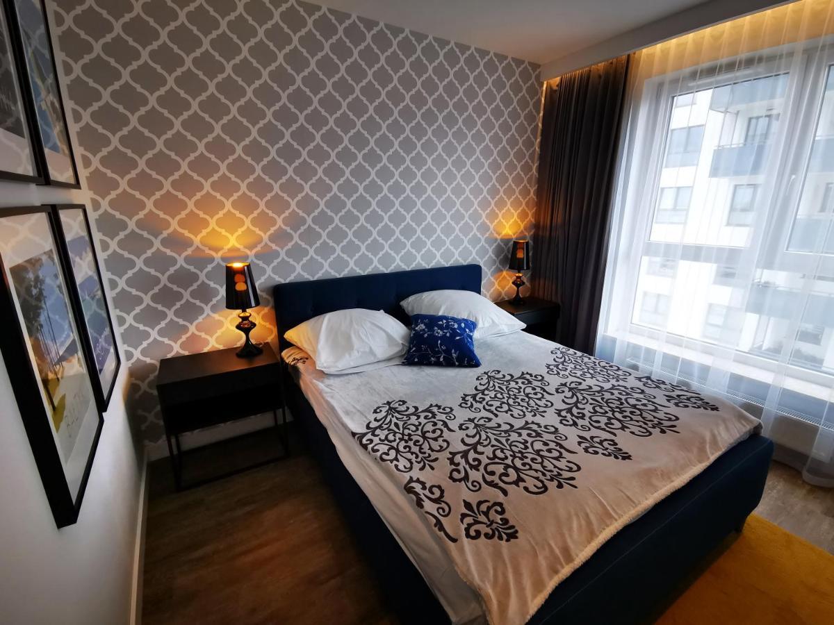 Walowa Tower Apartments กดัญสก์ ภายนอก รูปภาพ