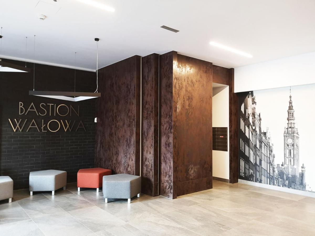Walowa Tower Apartments กดัญสก์ ภายนอก รูปภาพ